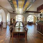 Vakantiecentrum Zeelinde Hotel *