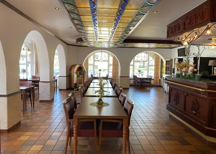 Vakantiecentrum Zeelinde Hotel *